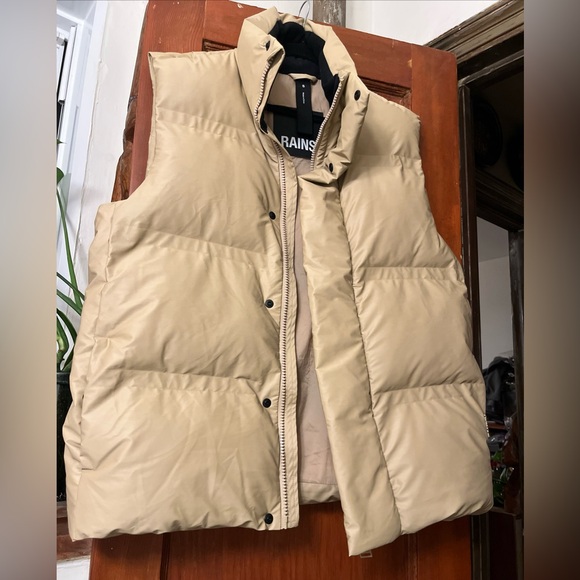 RAINS Unisex Khaki Puffer Waterproof Vest Zipper Snap Closure Size Small